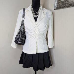 B. Smart Off white y2k fitted blazer size 9/10